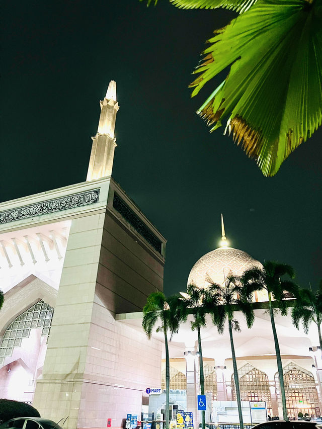 Putra Square: The Iconic Heart of Putrajaya