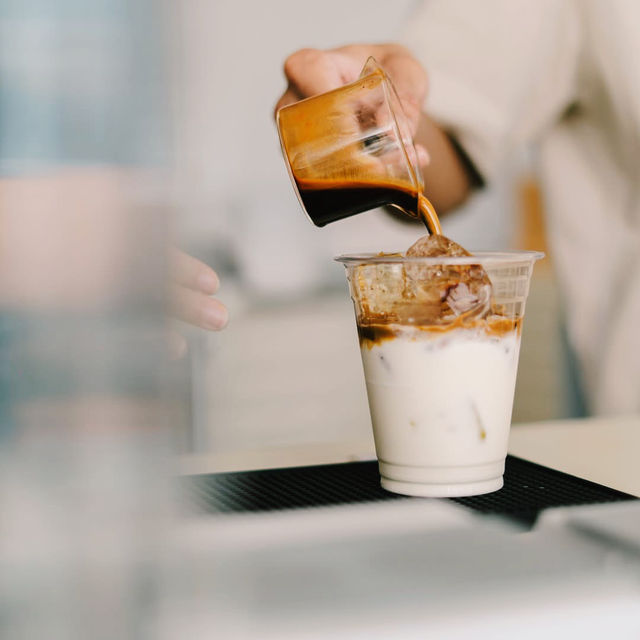 Daydream Coffee Studio คาเฟ่สไตล์มินิมอล