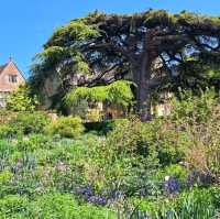 Sissinghurst – Where Gardens Speak in Verse