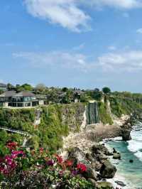 🌅 AYANA Resort Bali – Cliffside Luxury in Jimbaran
