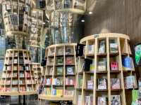 四川 | 重慶鍾書閣，彷如走入霍格華茲的魔法書店