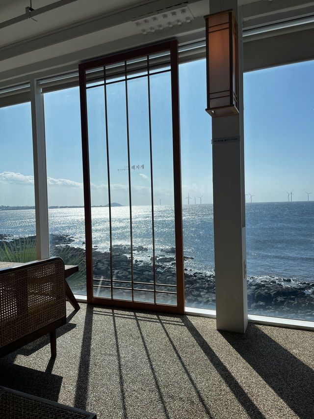 Sunkissed Sips & Insta-Worthy Vibes at Haejigae Café
