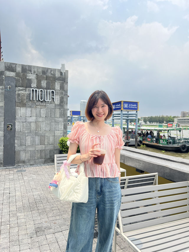 Mowa Hotel & Kraft Cafe 〰️ คาเฟ่ริมน้ำเจ้าพระยา