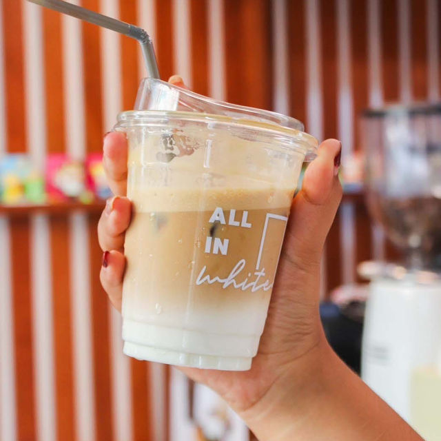 All in white café ขอนแก่น✨