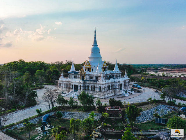 พระบรมธาตุเจดีย์ศรีมงคล
