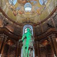 📜 *Austrian National Library: A Baroque Temple of Knowledge* 🏛️✨