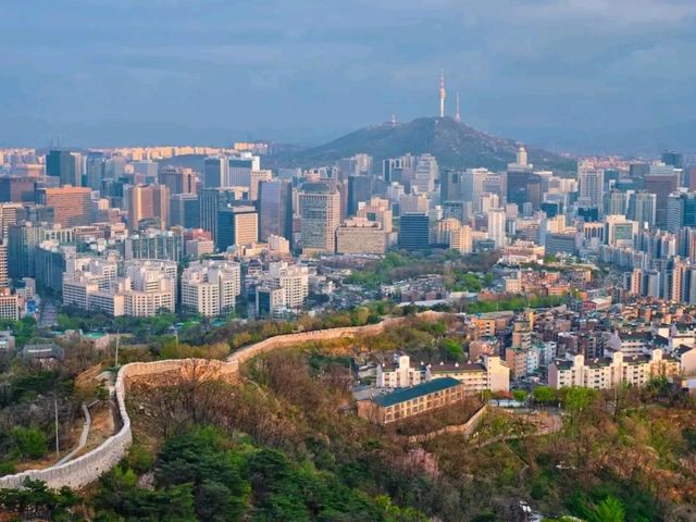 Naksan Park – Seoul’s Scenic City Escape