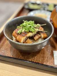 【福岡・天神】外はパリっと中はふっくらの名物ひつまぶし「うなぎ 三代目 源内」