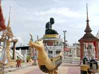 ชมความงามของพระปรางค์สามยอดที่หาดใหญ่ จังหวัดสงขลา