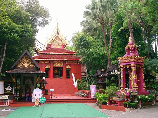 ไหว้.. พระหยกเชียงราย
