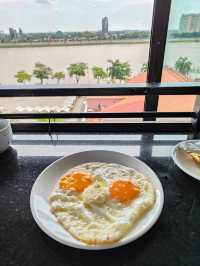 Ohana Hotel Review: Cozy Vibes with a View