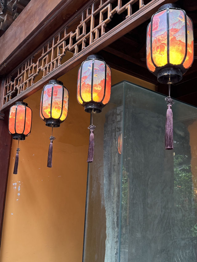 Luohan Temple （罗汉寺）   “วัดหลัวฮั่น” ฉงฉิง