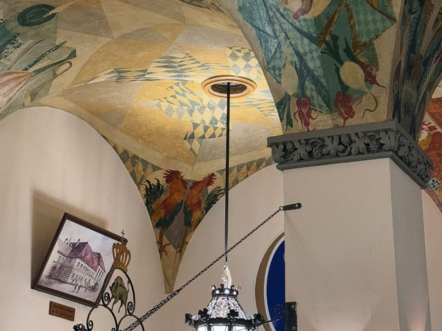 Munich's Most Charming Quarter: Platzlgassen! 🇩🇪🚶‍♀️
