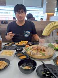 ตี๋น้อยบาร์..ความอร่อยที่ไม่ได้มีแค่สุกี้ 