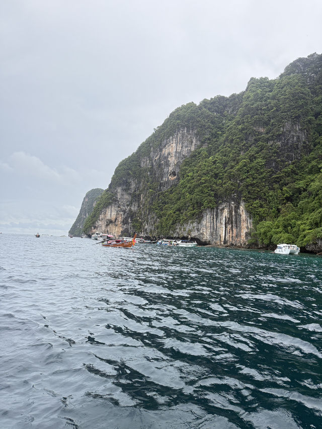 🏝️ Paradise Found: Maya Bay & Beyond! 🌊
