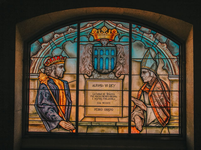 A Fairytale Fortress Above the Clouds – My Visit to the Alcázar of Segovia 