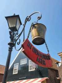 Volendam Vibes: Boats, Breezes, and Bright Houses