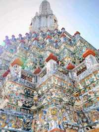 A Peaceful Morning at the Temple of Dawn (Wat Arun)