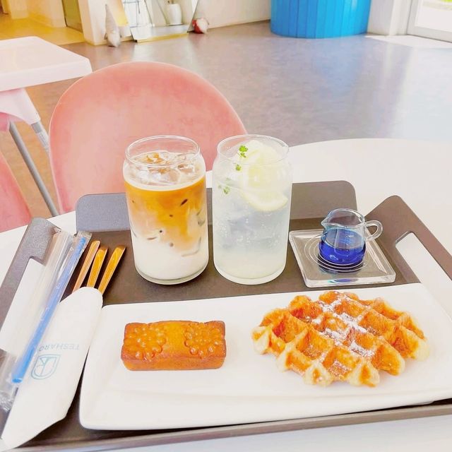 Tesharova Cafe