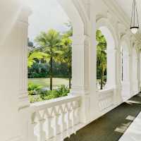 An Icon of Grace in Colonial Grandeur