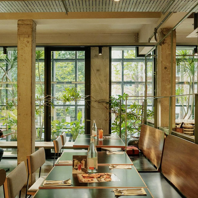 Sunlit Comforts and Signature Cravings