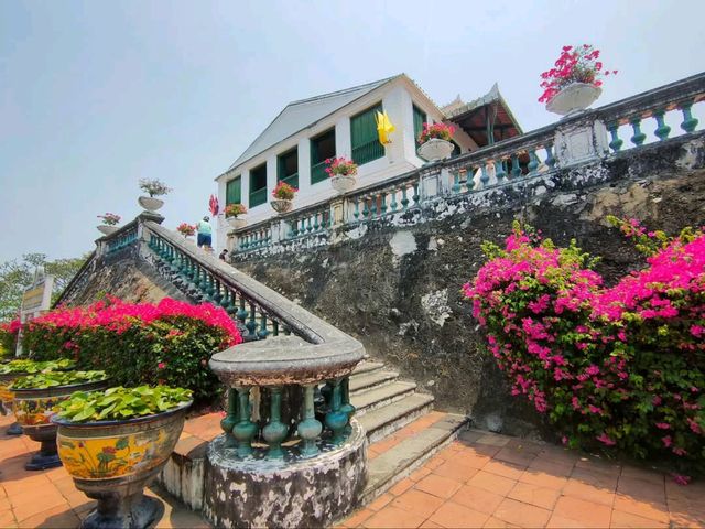 Hilltop Palaces and Sneaky Monkeys at Khao Wang