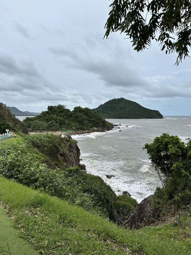 🌊 จุดชมวิวเนินนางพญา หน้ามรสุมก็ยังสวย! 🌧
