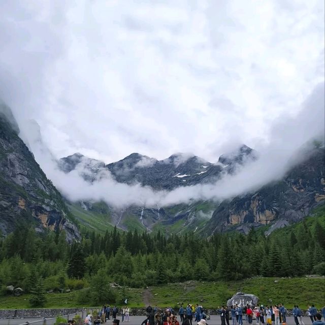 Shuangqiao Valley at Mt Siguniang