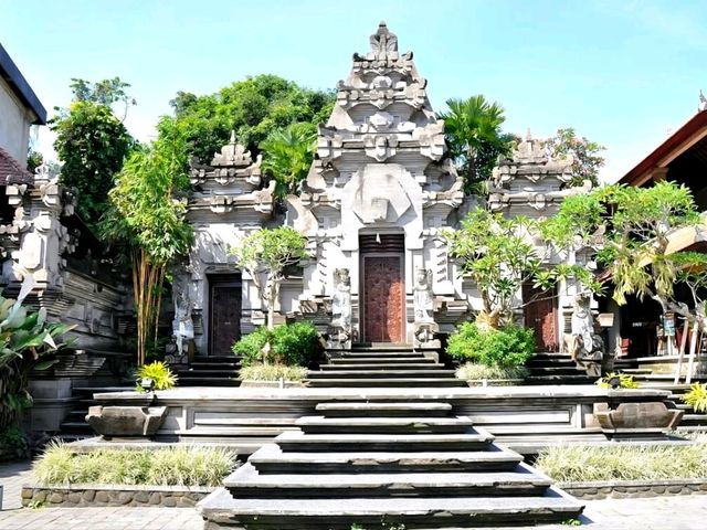 Museum Puri Lukisan – A Quiet Art Escape in Ubud