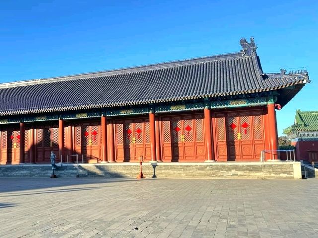 Walking Through the Temple of Heaven, Beijing