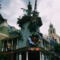 DISNEYLAND SHANGHAI