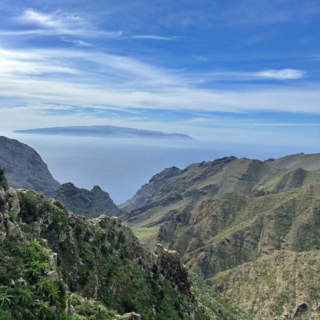 Tenerife – The Island of Eternal Spring Tenerife – The Island of Eternal Spring