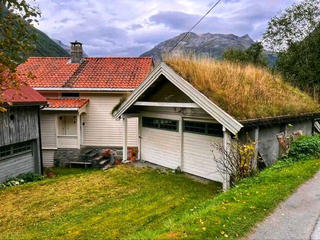 Geirangerfjord – Norway’s Crown Jewel of Fjords 🌊