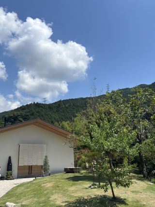 [ฟุกุโอกะ อากิซึกิ] คาเฟ่ที่จะทำให้คุณรู้สึกหลงใหลท่ามกลางธรรมชาติ