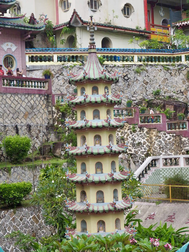 Kek Lok Si – Penang’s Temple of Supreme Bliss