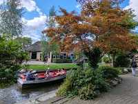 Giethoorn: A Unique Boating Experience