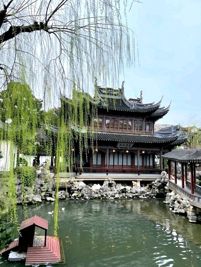 Classical Elegance: Yu Garden, Shanghai, China Classical Elegance: Yu Garden, Shanghai, China