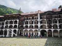 色彩斑斕的東正教傑作#里拉修道院 (Rila Monastery)-保加利亞丘斯滕迪爾州