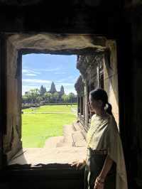 Angkor Wat Siem Reap 1 night 2 days it’s a short time for visiting But it was a great time to be the