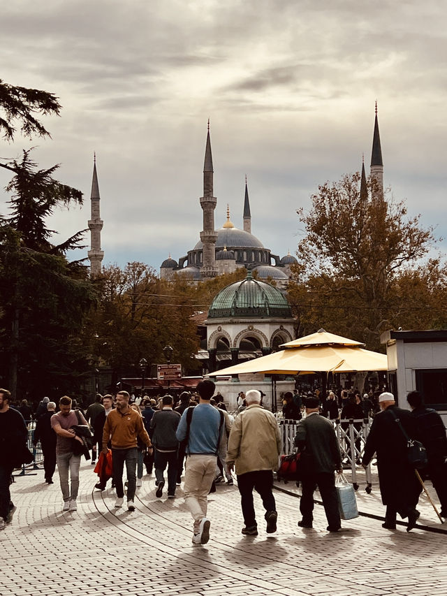 🌇 Magic Hour in Istanbul — An Evening Stroll Through the City