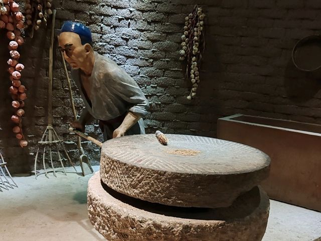 Xinjiang Naan: Ancient Aroma Wafting Through the Silk Road
