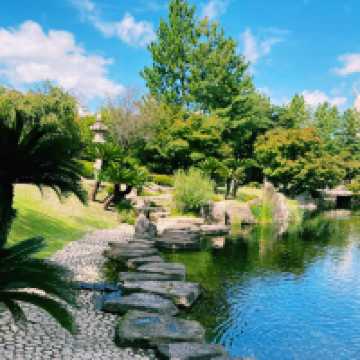 The Solo Daimyo's Stroll: Tokugawa-en Garden