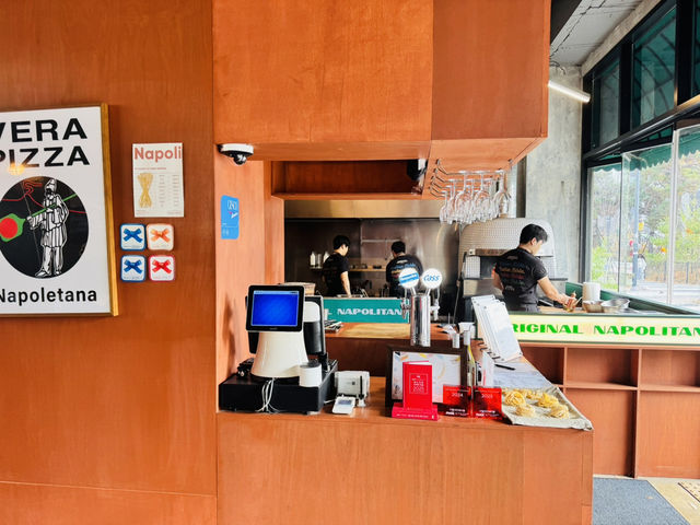 Flavors Worth Slowing Down For đ Flavors Worth Slowing Down For đ