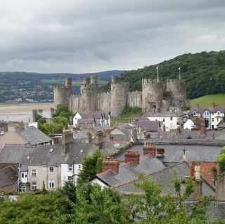 城牆上的時光之旅/康威（Conwy ）