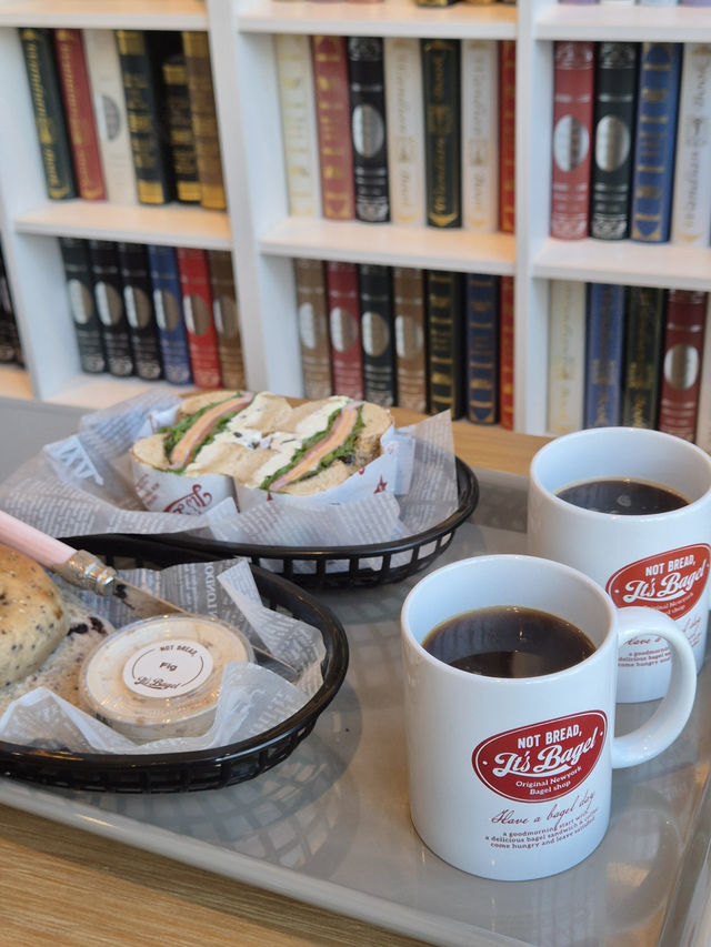 ๐ฟ ์์ ์ ๋์นดํ๊ฑฐ๋ฆฌ์์ ์ฐพ์ ๋ ๊ฐ์ง ์ทจํฅ์ ์นดํ โ ๐ฟ ์์ ์ ๋์นดํ๊ฑฐ๋ฆฌ์์ ์ฐพ์ ๋ ๊ฐ์ง ์ทจํฅ์ ์นดํ โ