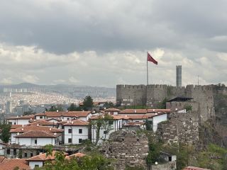 🏰 時を巡る旅：アンカラ城と旧市街を探訪 🇹🇷