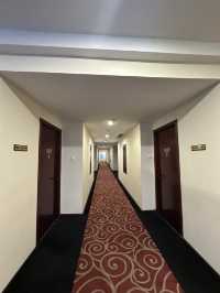 Stay Elegan di Hermes Palace Medan