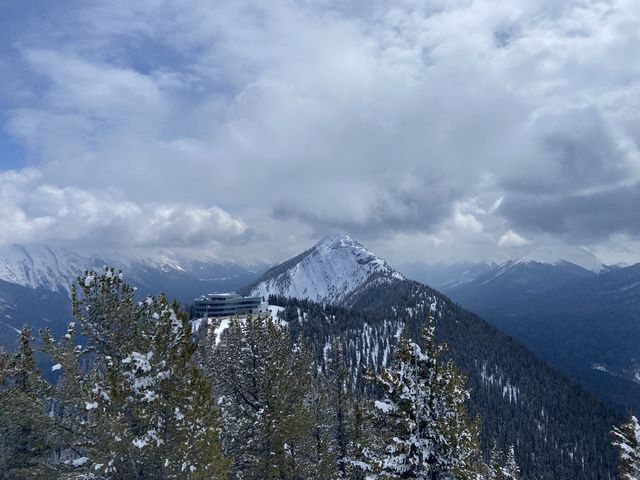 Sulphur Mountain - amazing view from the top!