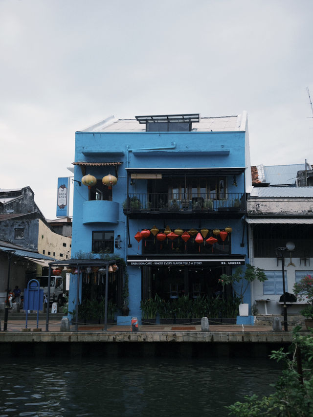 Melaka City Walk: Hidden Gems along heritage streets, Riverside Views & Café Hops!