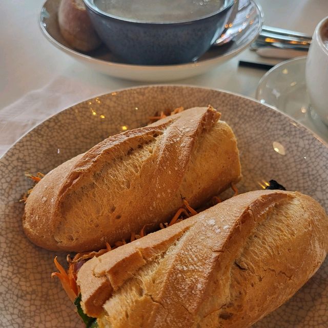 博物館內的綠洲🏝Warehouse Café